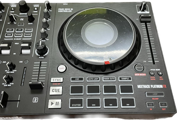 中古品のNumark PCDJコントローラーMIXTRACK PLATINUM FXのご紹介です！