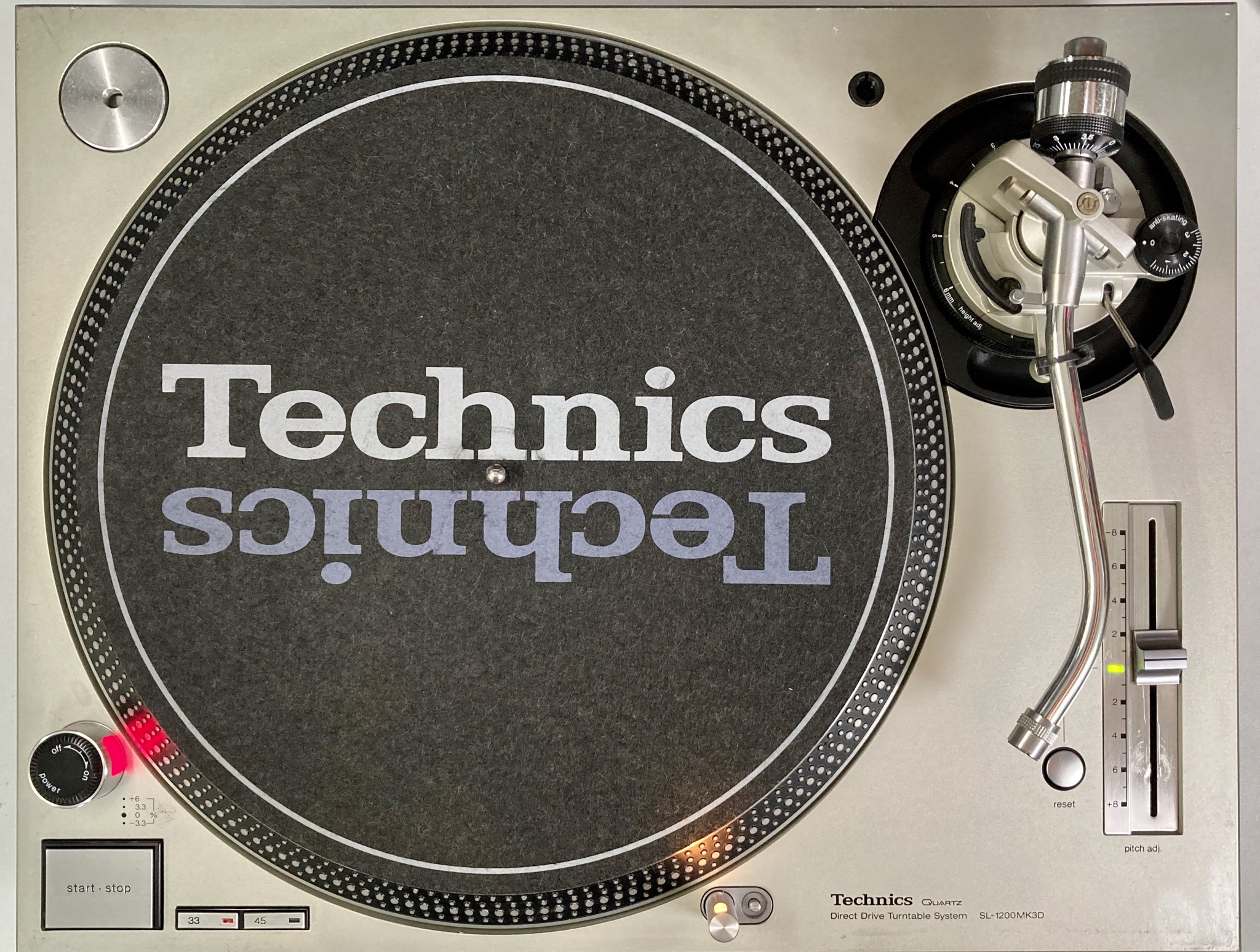 フルメンテナンス済み！1年間の修理保証付き！】ターンテーブルの王道