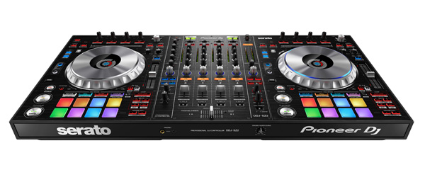 Pioner DJのSerato DJ専用コントローラーの最高峰！「DDJ-SZ2」をご