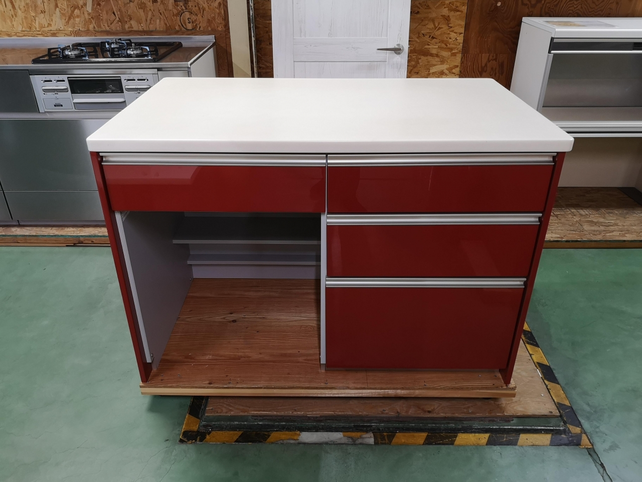 建材市場 高崎店 KENZAI ICHIBA｜食器棚収納