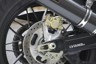 Z900RS用 リアキャリパーサポート(ブレンボ2P対応) 新登場