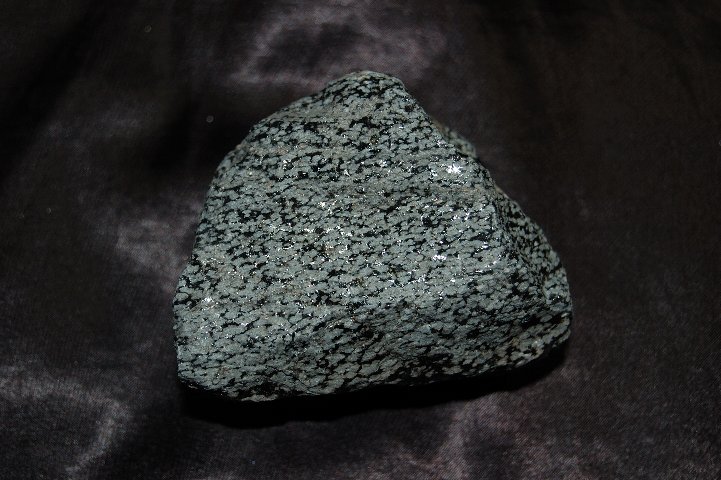 スノーフレークオブシディアン（黒曜石）の天然石 パワーストーンの