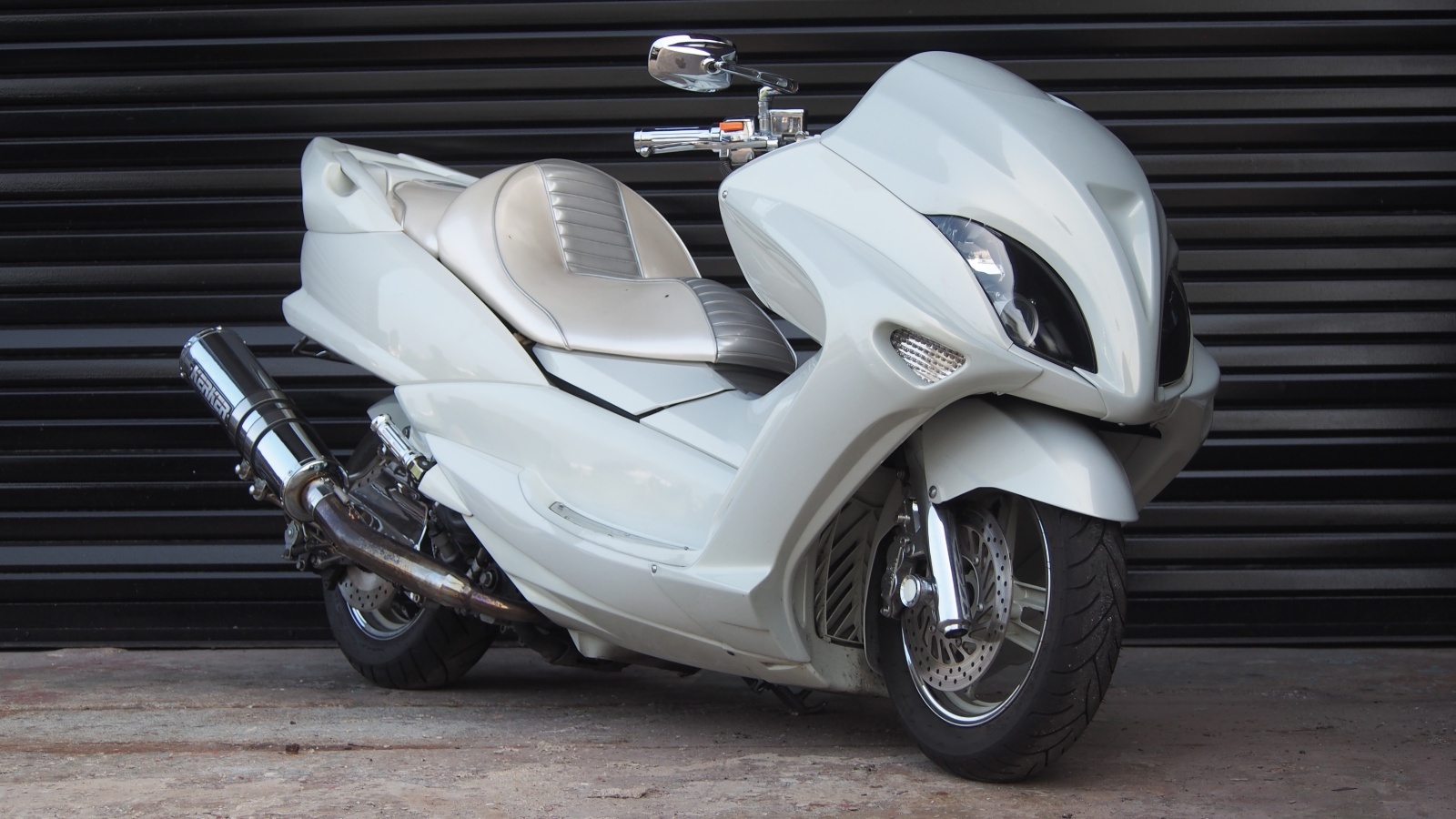 ビックスクーター 中古バイク SG20J 4D9 マジェスティ ローダウン フル