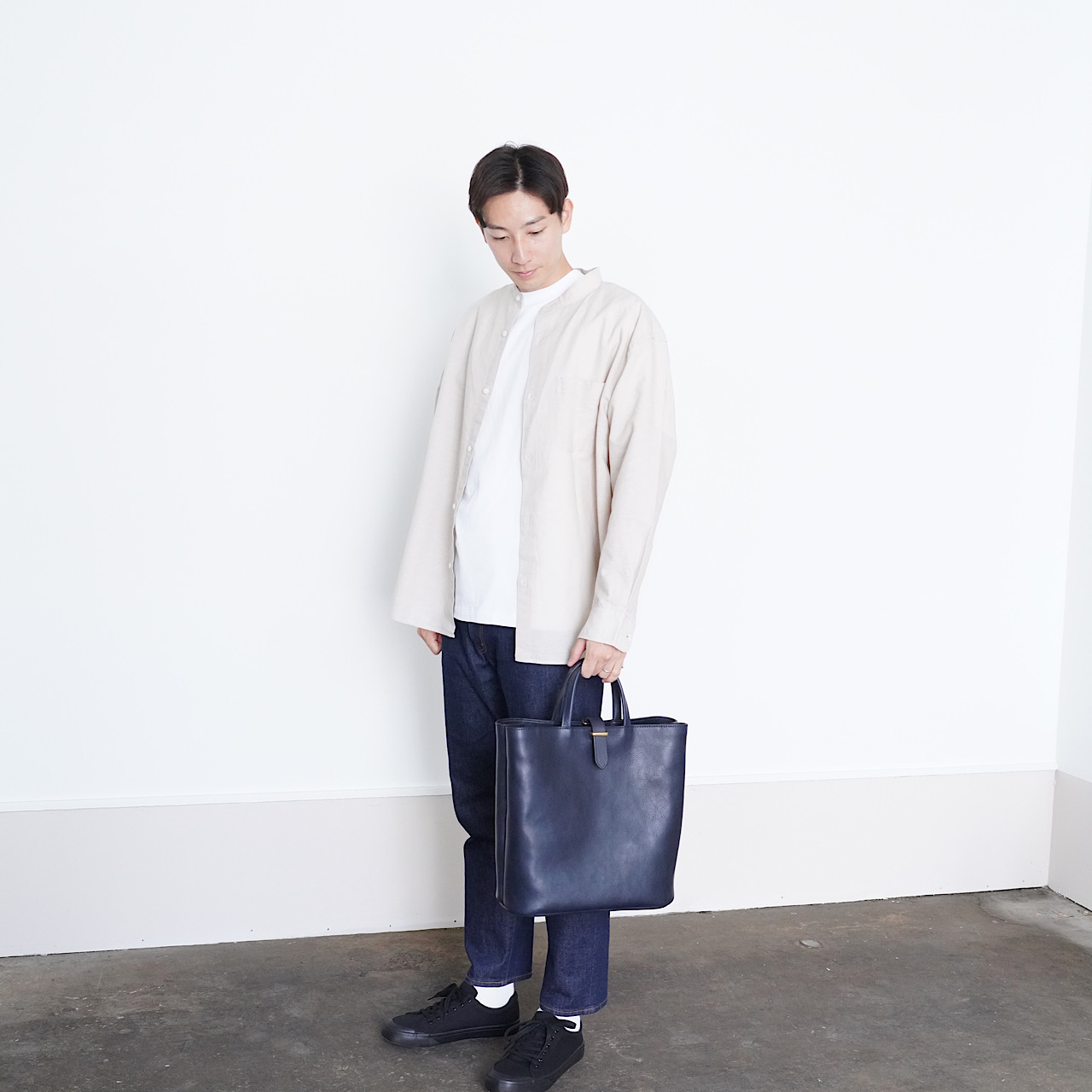 革鞄・レディースハンドバックのLONA(ロナ)公式通販サイト