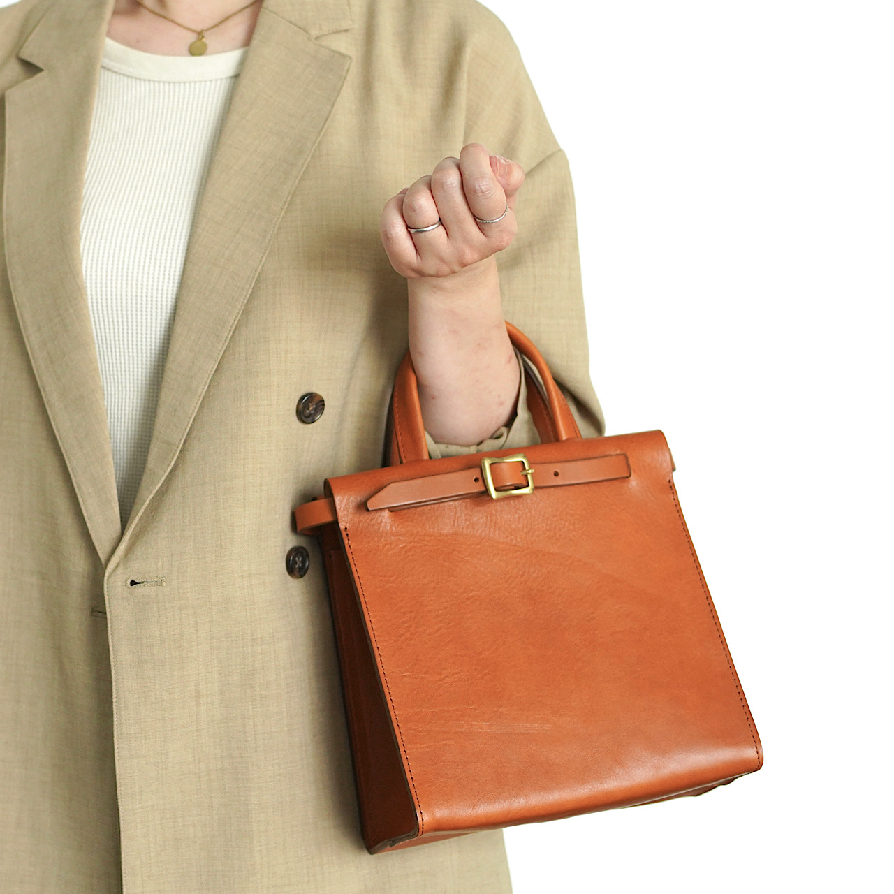 LONA サンチュールスクエア Ceinture square <サンチュール スクエア> レザープロダクト LONA