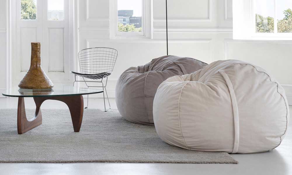 クラッシュウレタンだからへたりにくい！飛び込みたくなるクッション