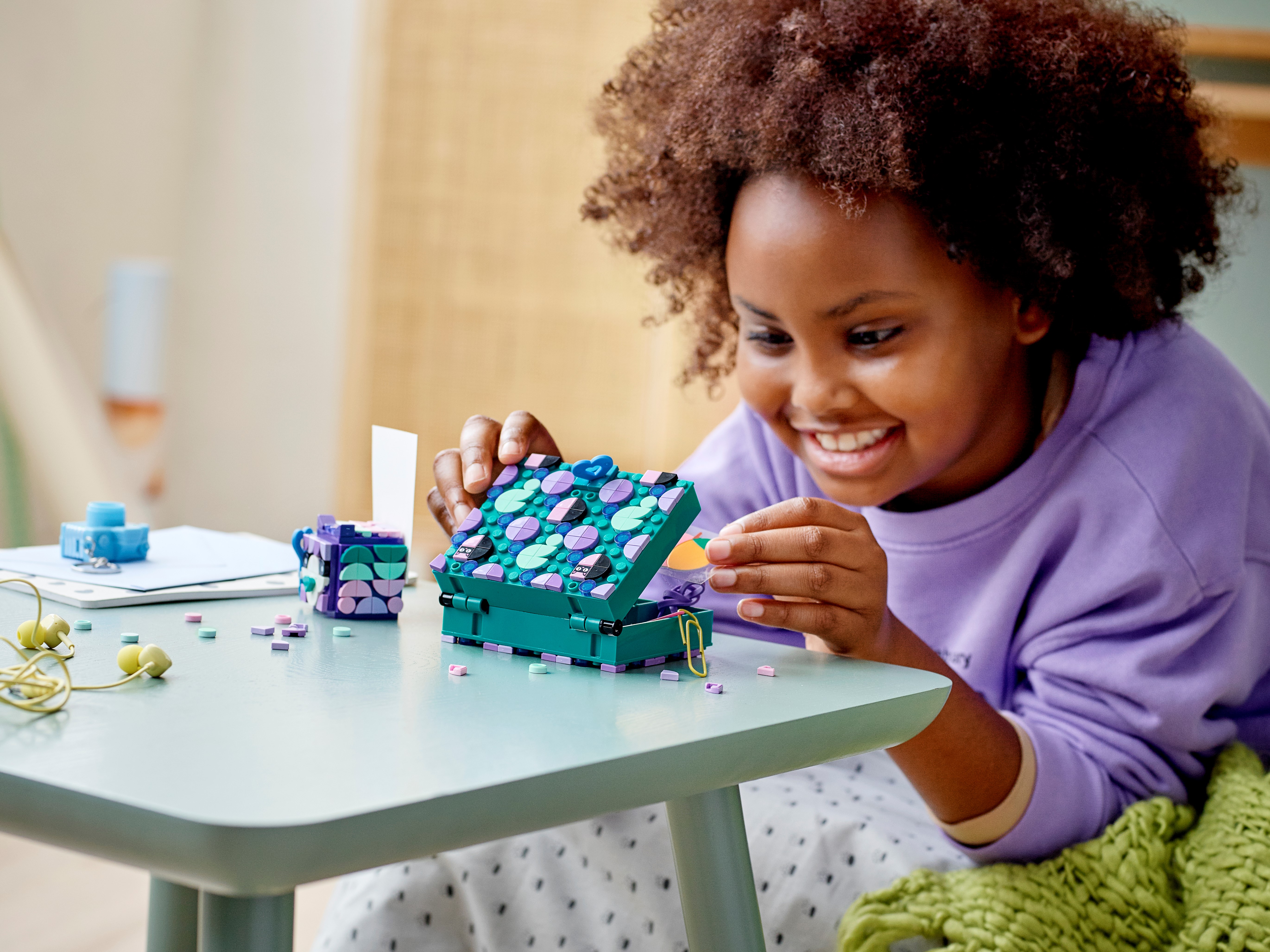 Secret Boxes 41925 | DOTS | Buy online at the Official LEGO® Shop US