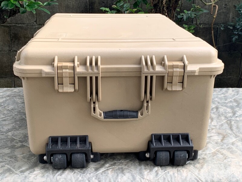 米軍実物 PELICAN 1650 CASE ペリカンケース ハードケース タン