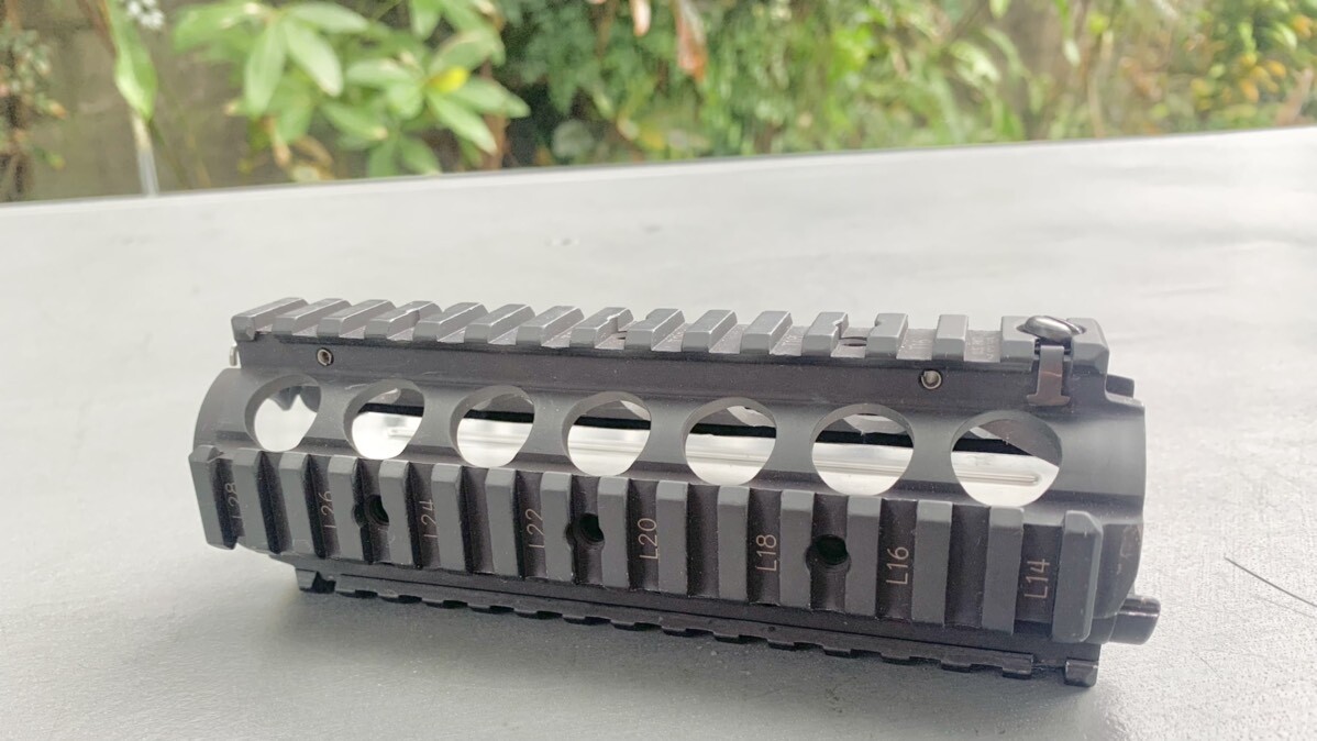 【実物】M4レイルハンドガード 米軍実物 GG&G タクティカル レイル ハンドガード SEAL 陸特 M4 レア