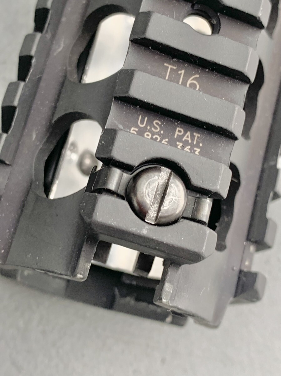 米軍放出品 ナイツ M4 ハンドガード レイル 実物 海兵隊 USMC 米軍実物 海兵隊 ハンドガード M4/M16/AR-15 ARMS