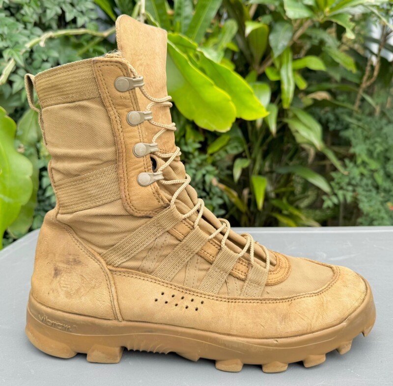 米軍隊実物 DANNER TROPICIAL 8 COYOTE HOT 52121 ダナーミリタリー