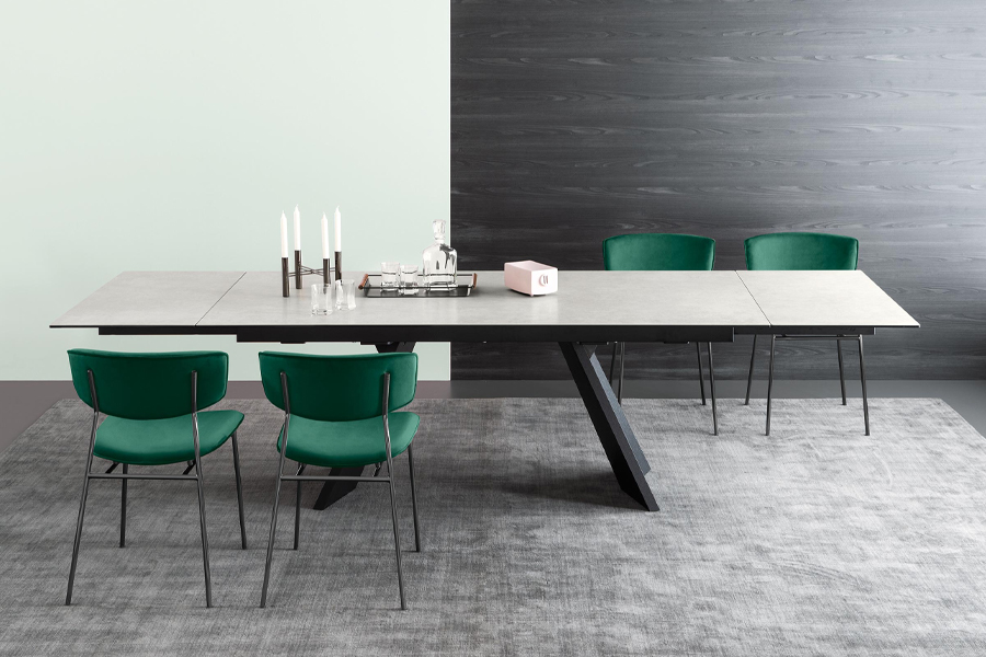 カリガリス イカロ 伸長式ダイニングテーブル (セラミック