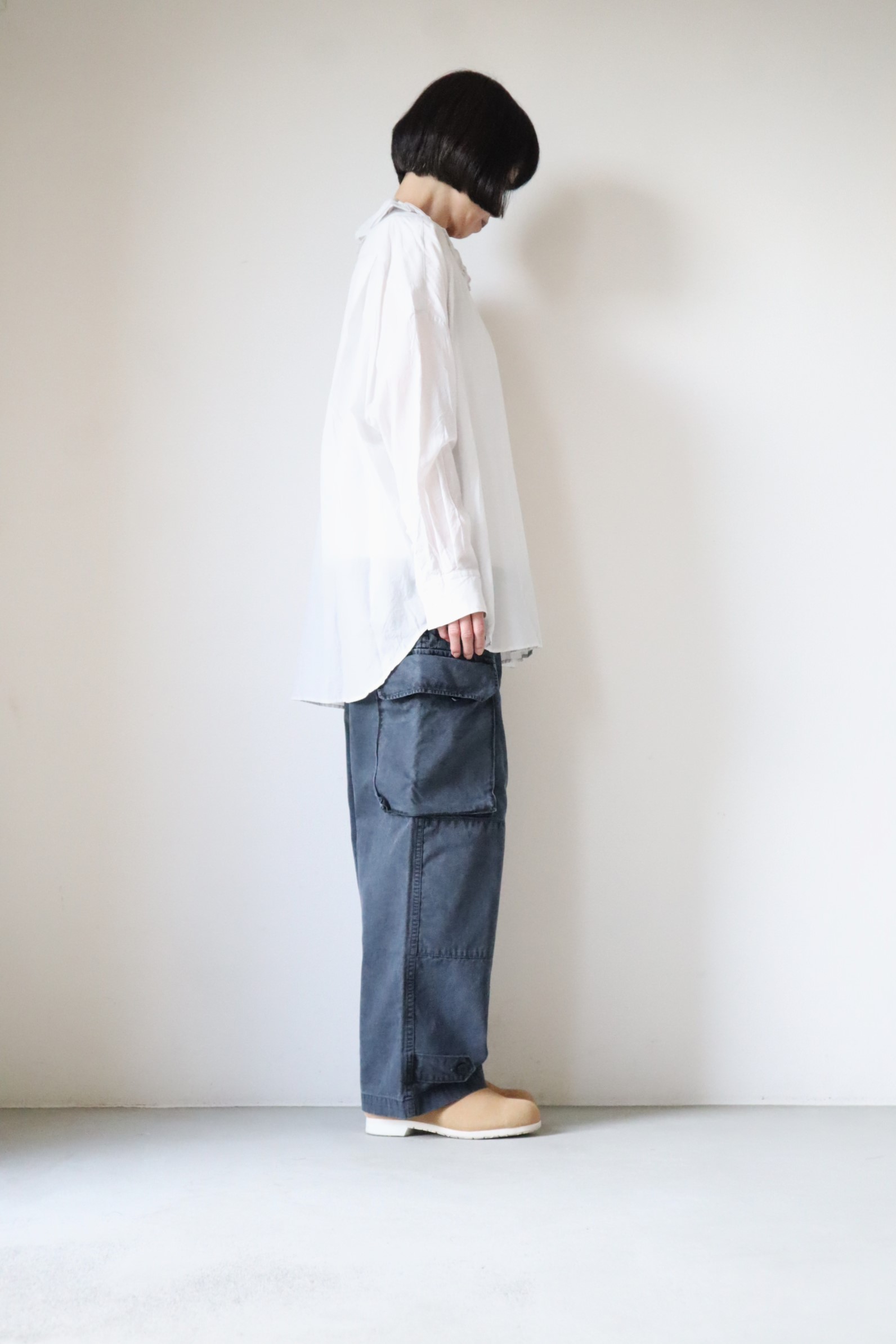 TOUJOURS公式通販 トゥジュ―正規取扱店 TOUJOURS/Ruffle Collar Baggy