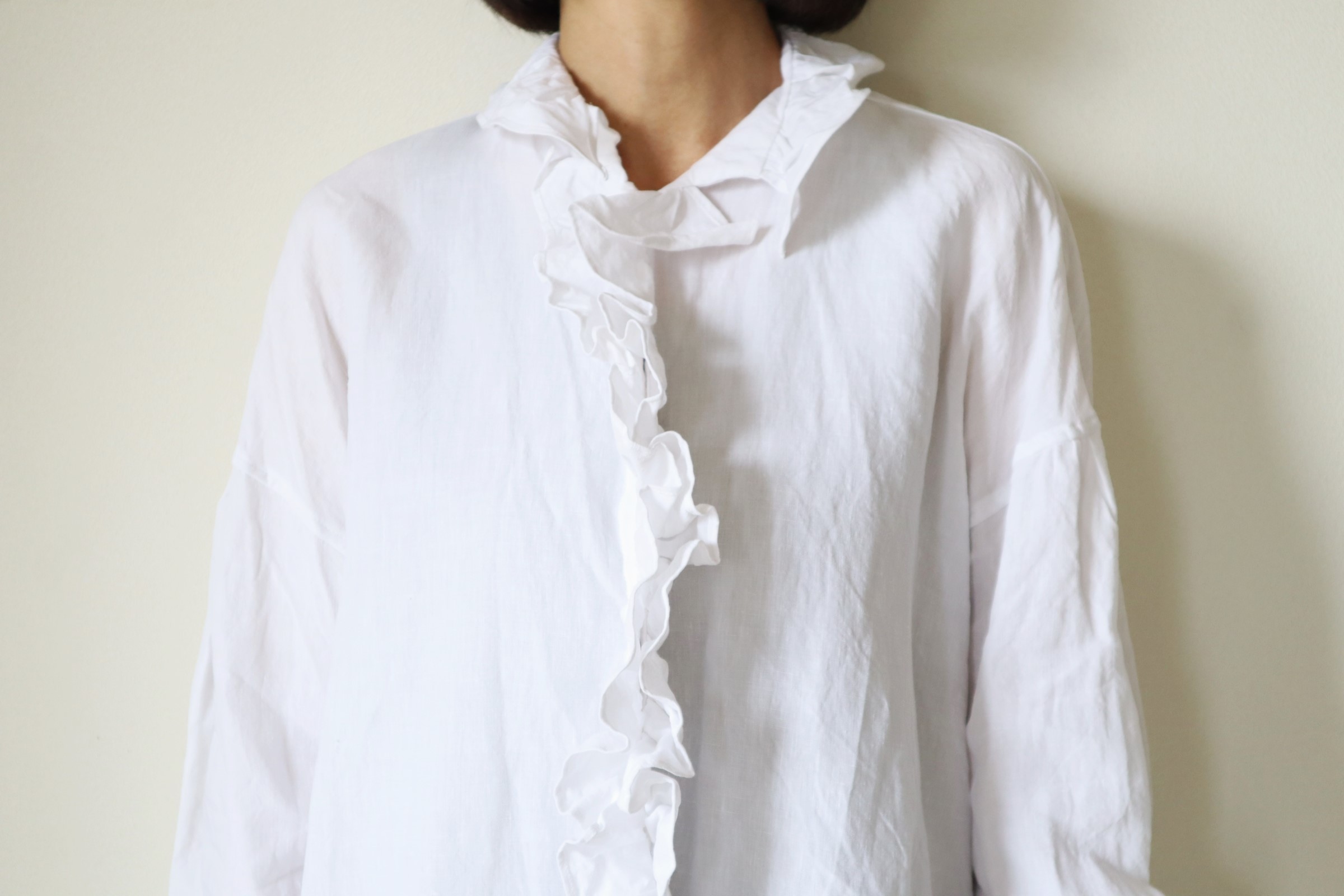 TOUJOURS公式通販 トゥジュ―正規取扱店 TOUJOURS/Ruffle Shirt lien