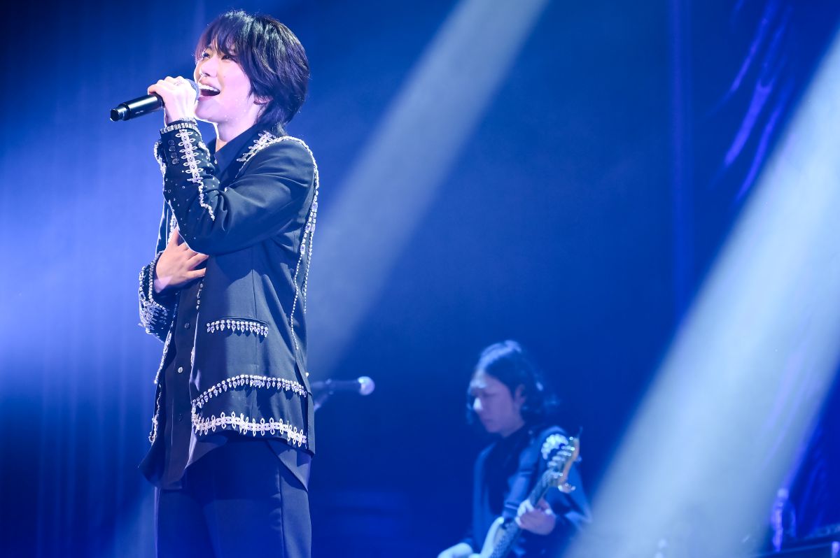七海ひろき、約1年半ぶりとなるライブツアー「One man LIVE773“Crystal