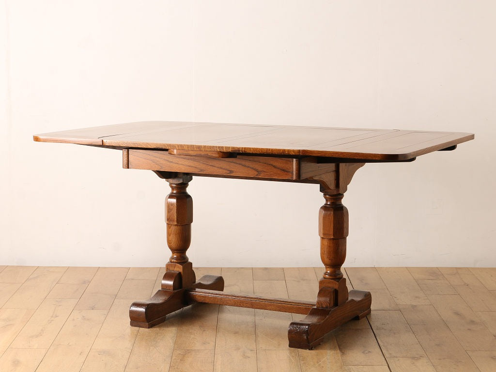 ドローリーフテーブル | ロイズ・アンティークス | ヨーロッパの