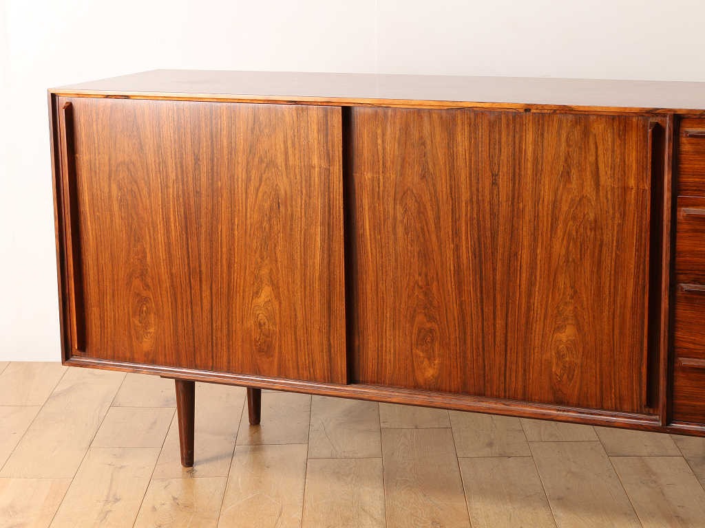 サイドボード | ロイズ・アンティークス | ヨーロッパのアンティーク