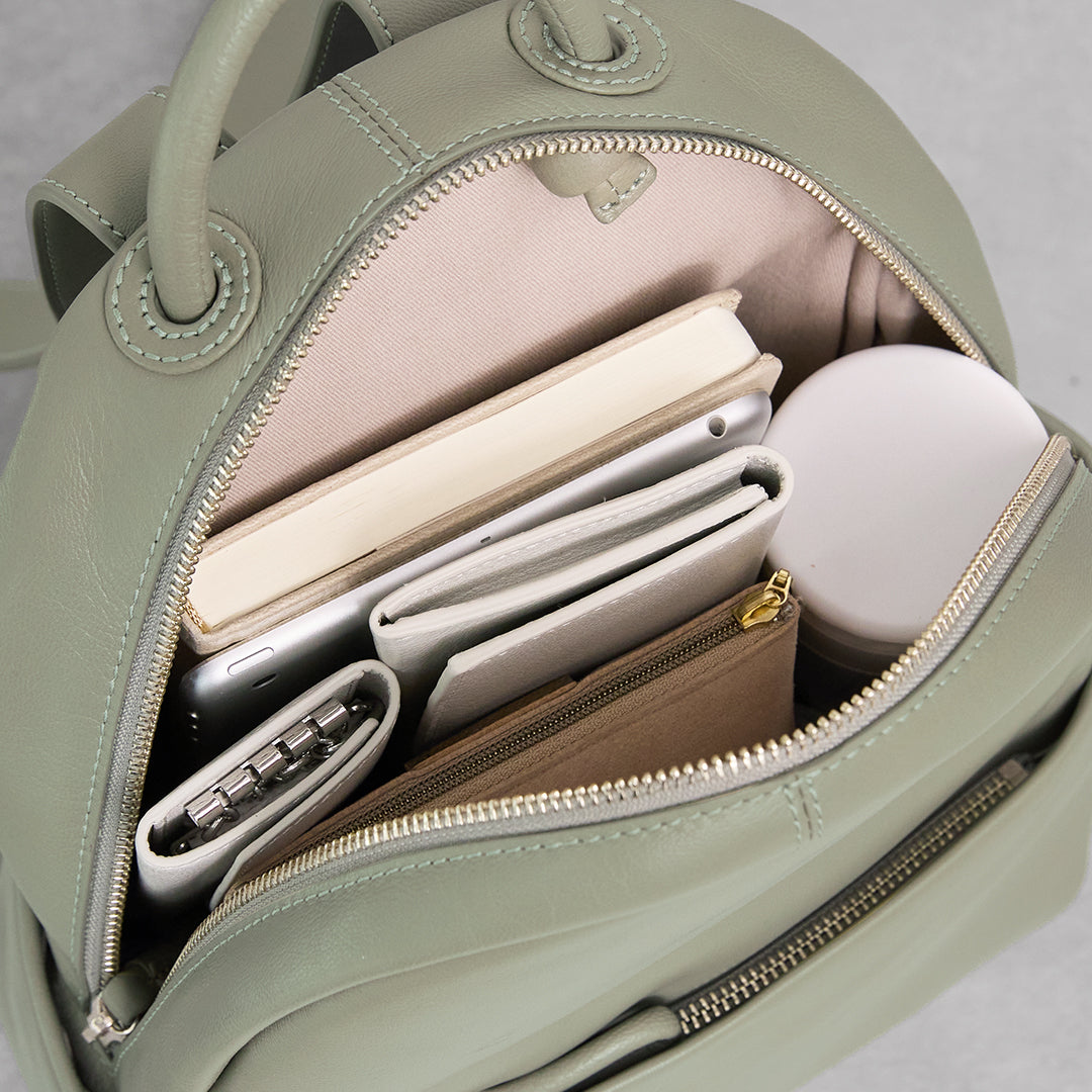 Soft Balloon Backpack midi – マザーハウス 公式サイト