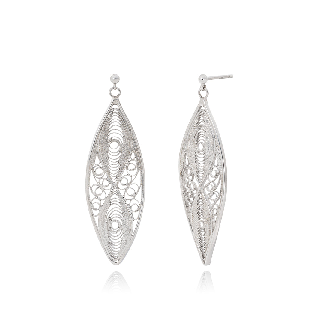 花弁 (Grand) ピアス – マザーハウス 公式サイト