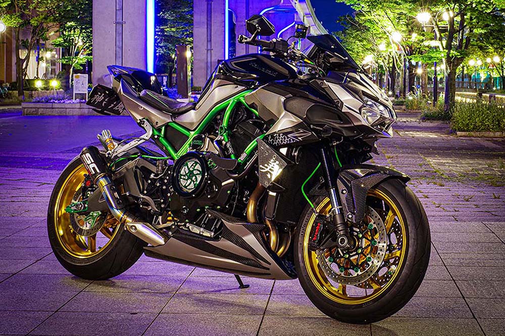 所有感を満たしてくれるバイク Z H2【みんなのバイク】 | 【モトメガネ
