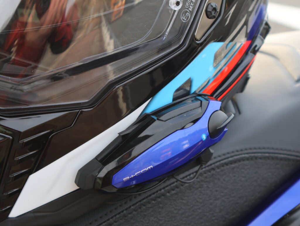 林道ツーリングで使い勝手抜群！ LS2のシールド付きオフロード