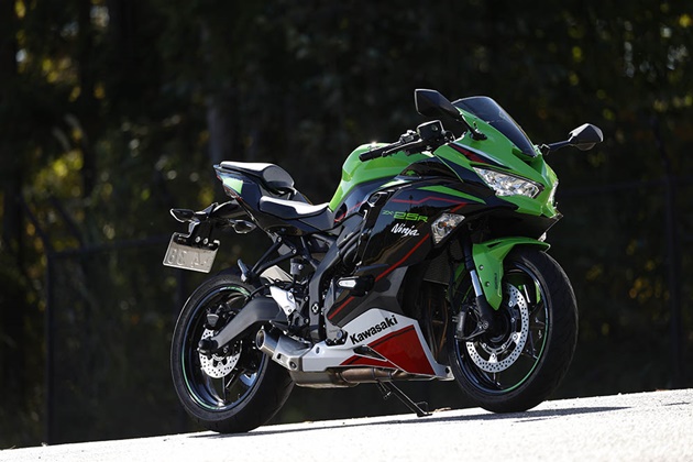 Kawasaki ZX-25R SE KRT EDITION】オンリーワンからの誘惑。 250㏄4