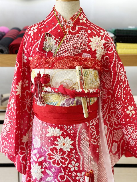 七五三 正絹絞り四つ身着物 絞り 刺繍 長襦袢セット 7歳用 七五三着物