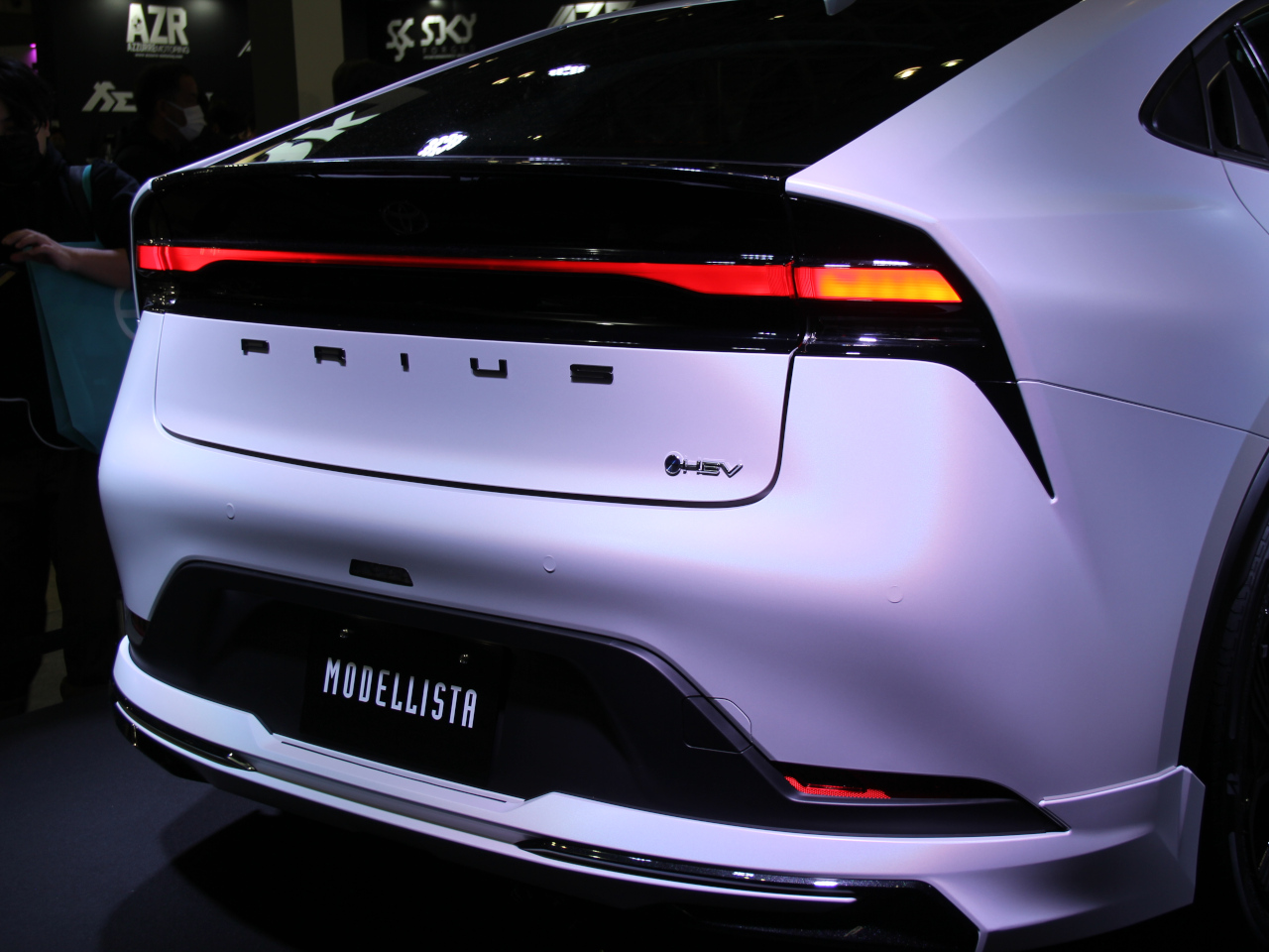 新型プリウス モデリスタ仕様がお披露目！ LEDイルミが目をひく先進的