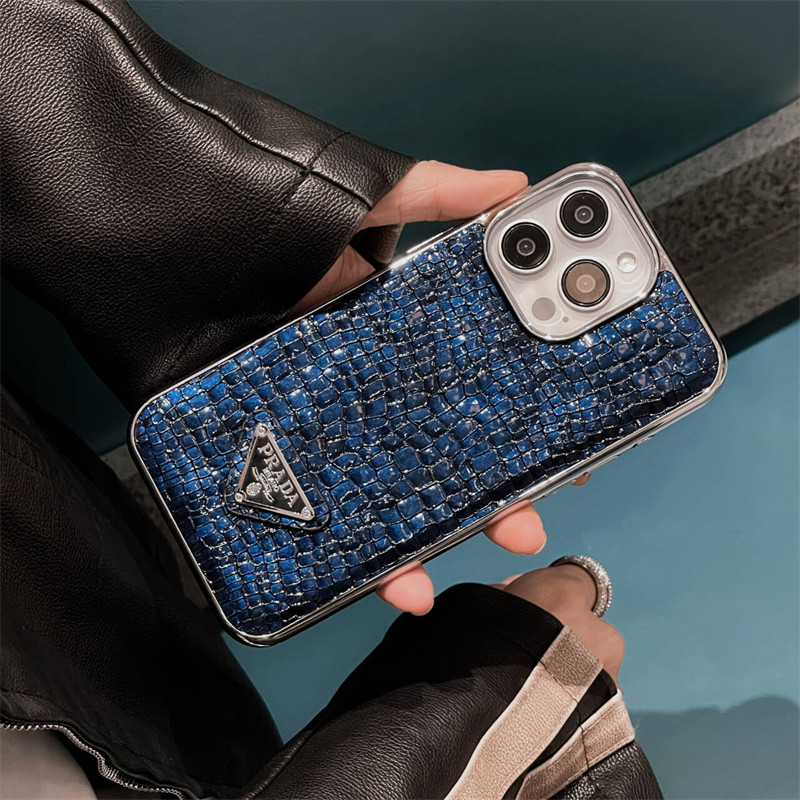 プラダ iphone17 ケース パイソン 型押し prada スマホケース メッキ