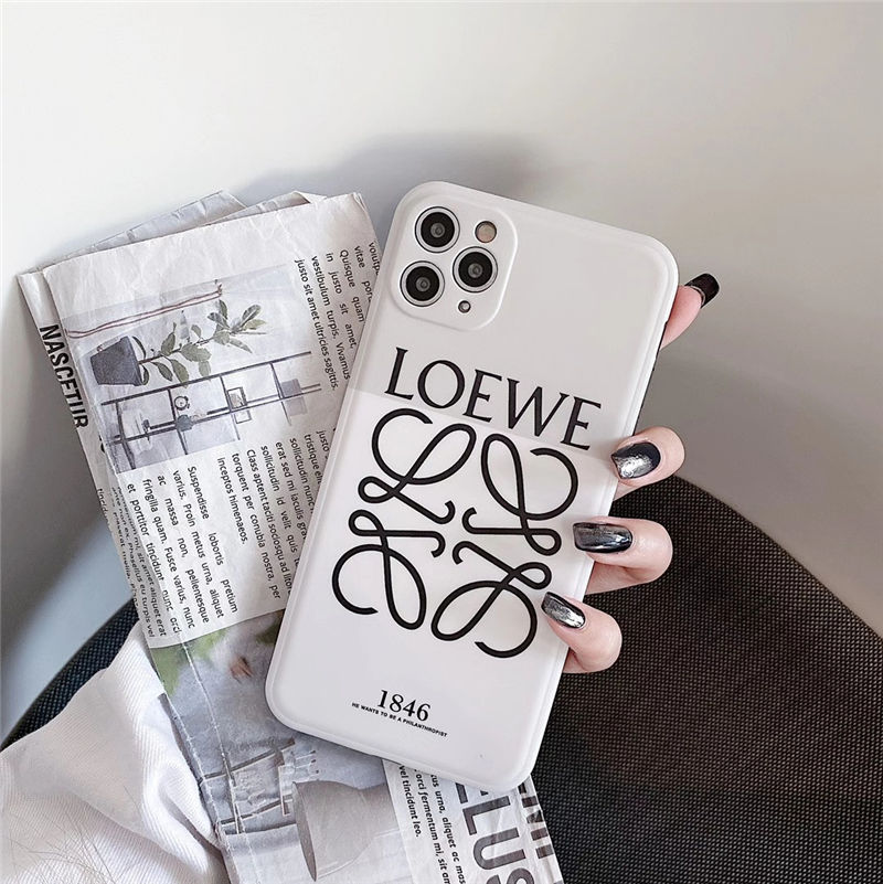 カップル iphone15/15promax/14pro ケース ロエベ スーパー コピー