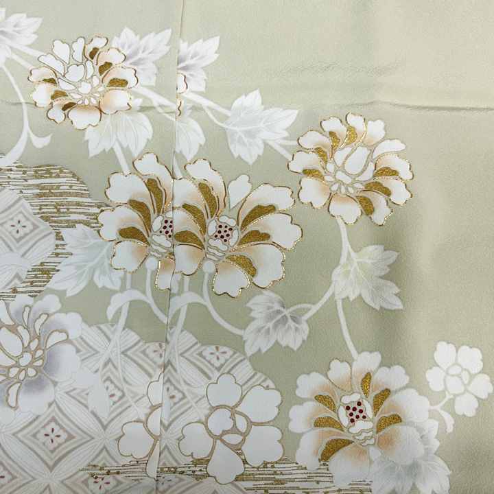 上品な色彩で魅せる古典のモダンデザイン 京友禅色留袖 上品な色彩で