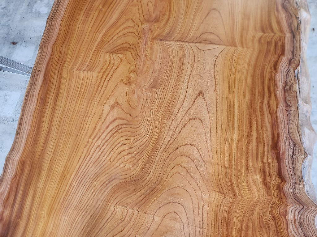 天然木 新潟工場 欅（けやき、ケヤキ）材 一枚板 DIYテーブル用天板