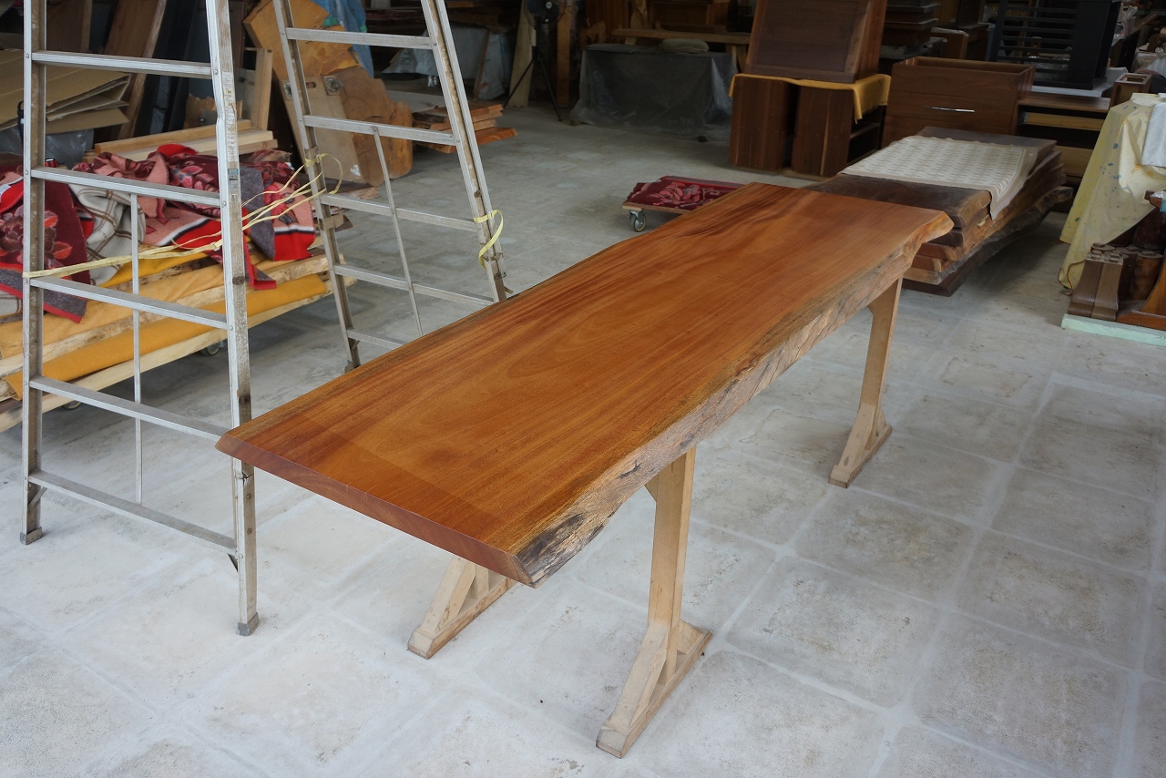 天然木 新潟工場 ボセ（アフリカンチェリー）材 一枚板 カウンター