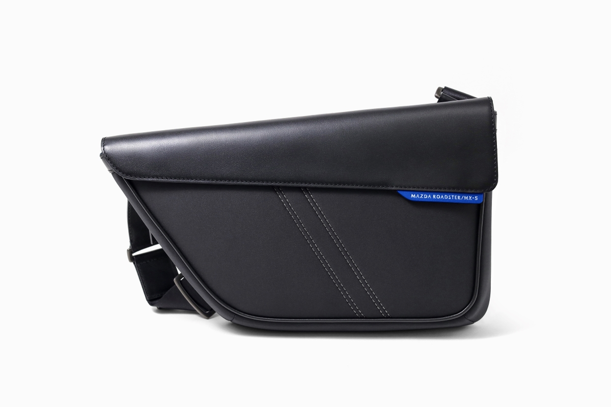 ROADSTER クロスボディバッグ BLACK/BLUE