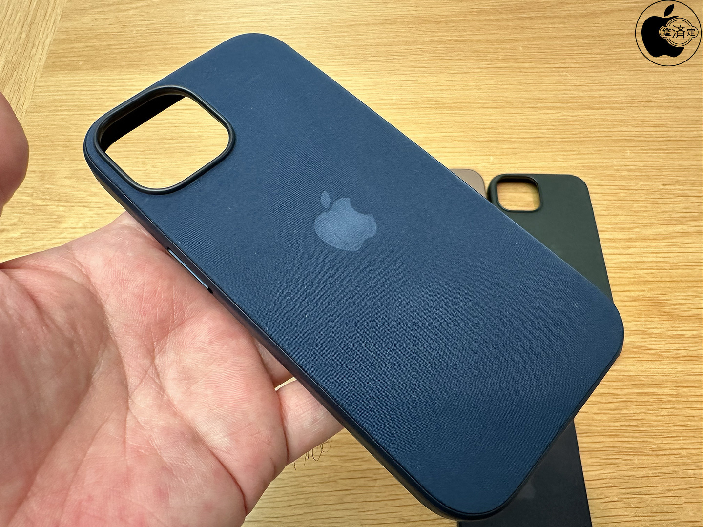 Apple、iPhone 15シリーズ用ケース「MagSafe対応iPhone 15ファイン