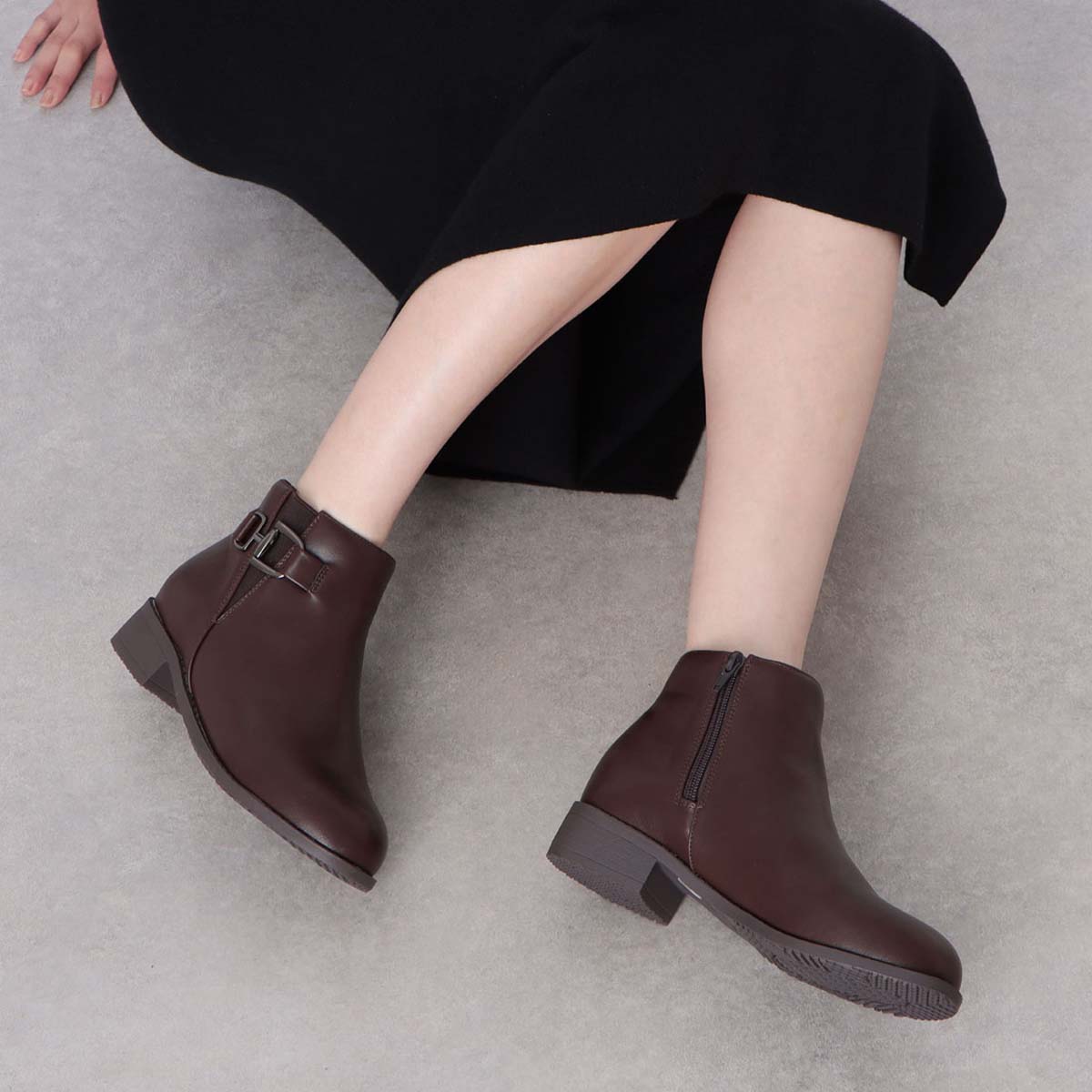 テーン tehen 雨の日も安心 オールウェザー対応 上品ビット金具付き