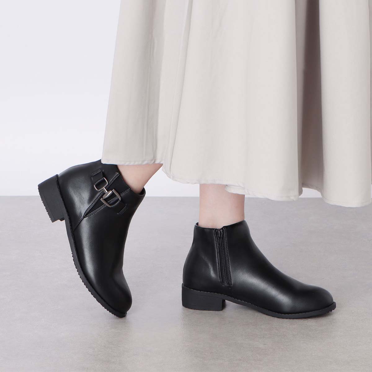 テーン tehen 雨の日も安心 オールウェザー対応 上品ビット金具付き