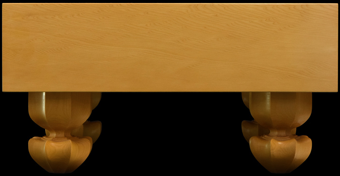 本榧足付碁盤 4寸（天柾） ga40026 | 前川榧碁盤店