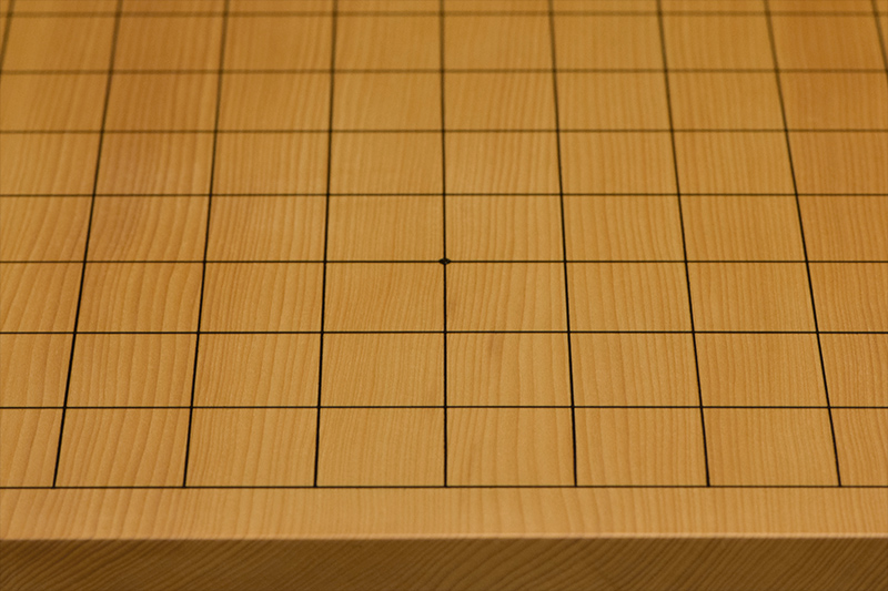 本榧足付碁盤 5寸6分（天柾） ga50046 | 前川榧碁盤店