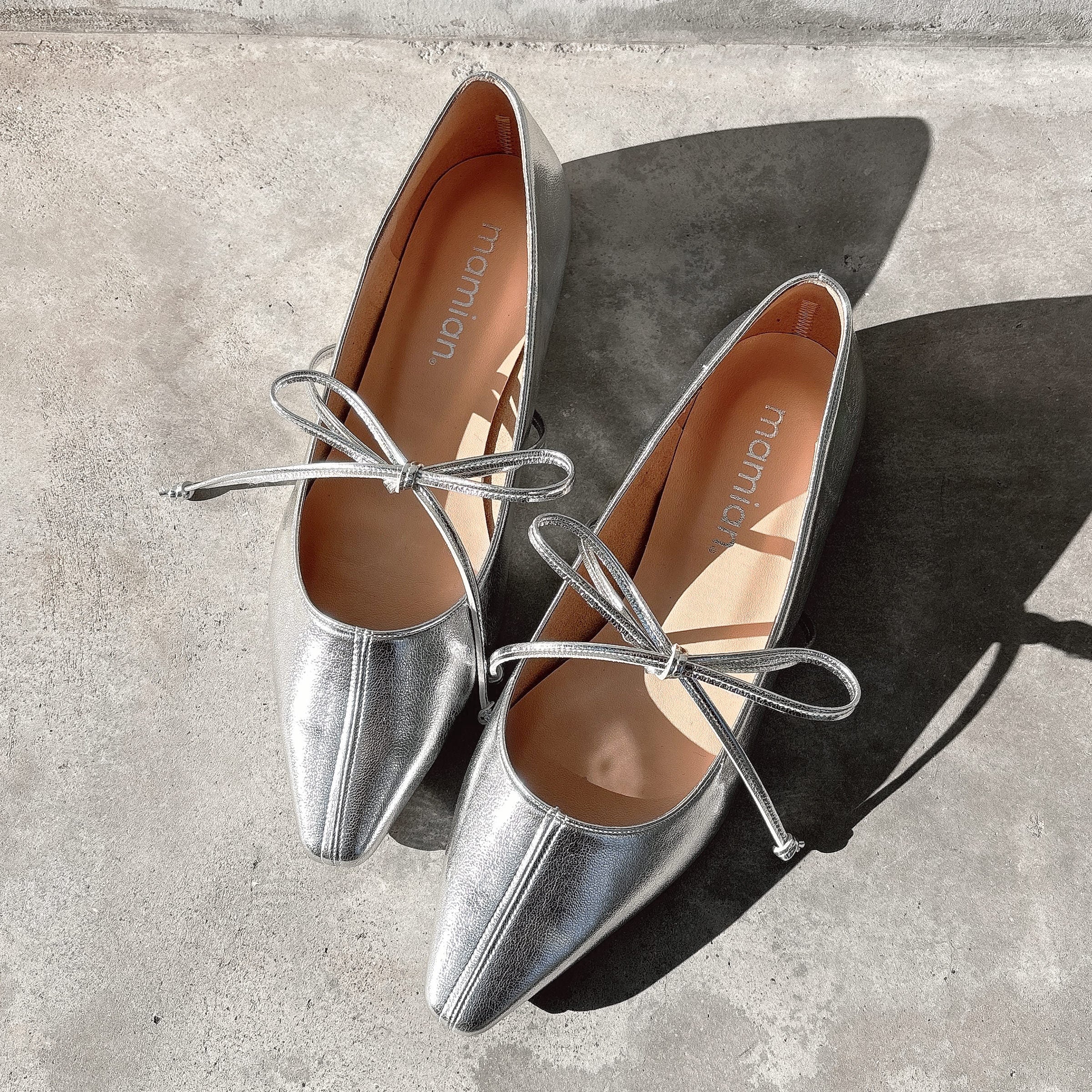 15%OFF：2Wayストラップ フラットシューズ（m18006）シルバー – mamian