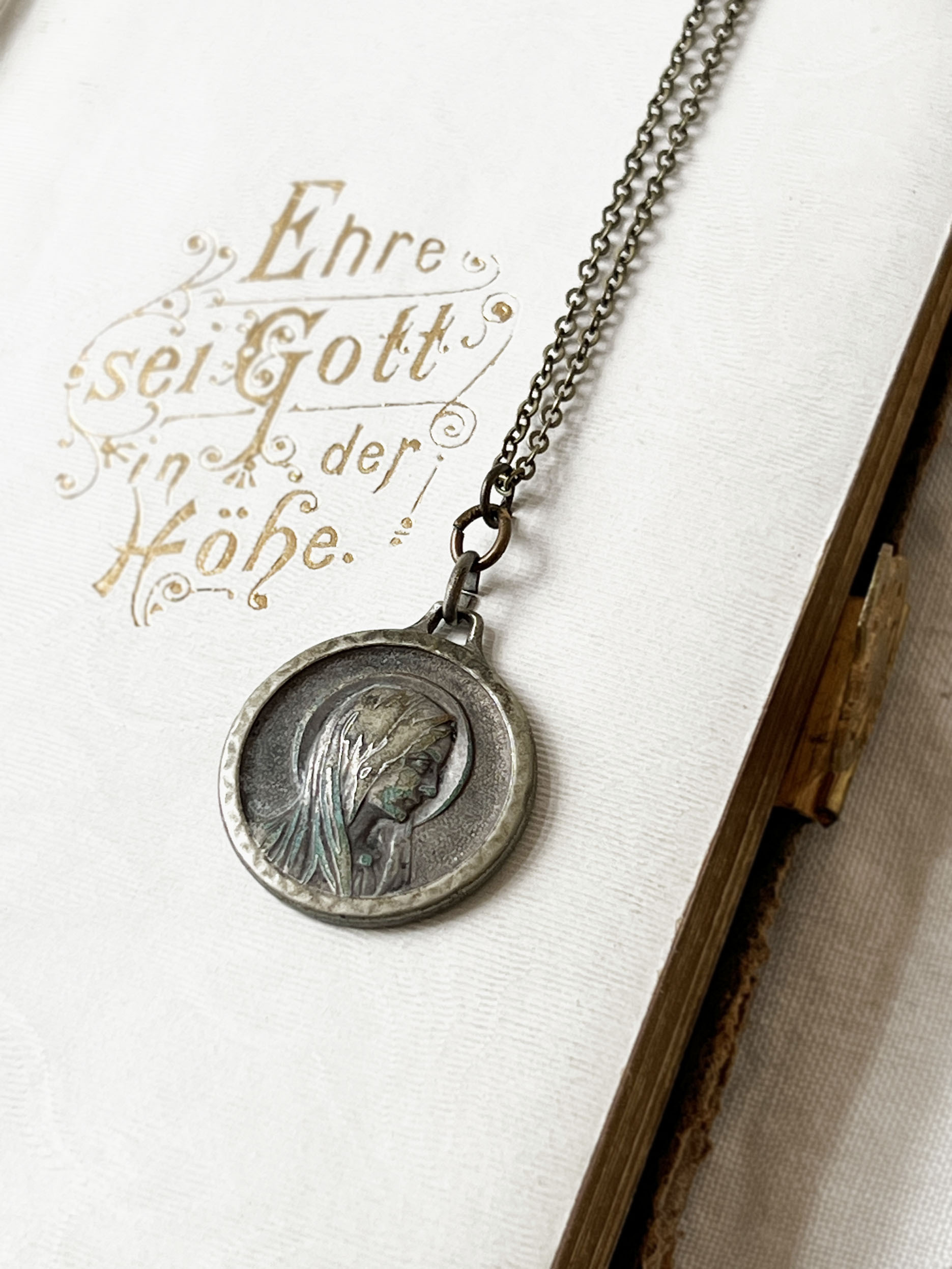 antique／ルルドの泉のメダイネックレス - MARCHE' DE SOEUR