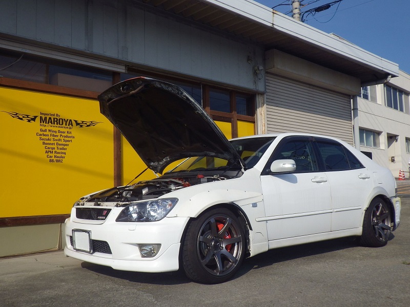 アルテッツァ[SXE10]用ボンネットダンパー