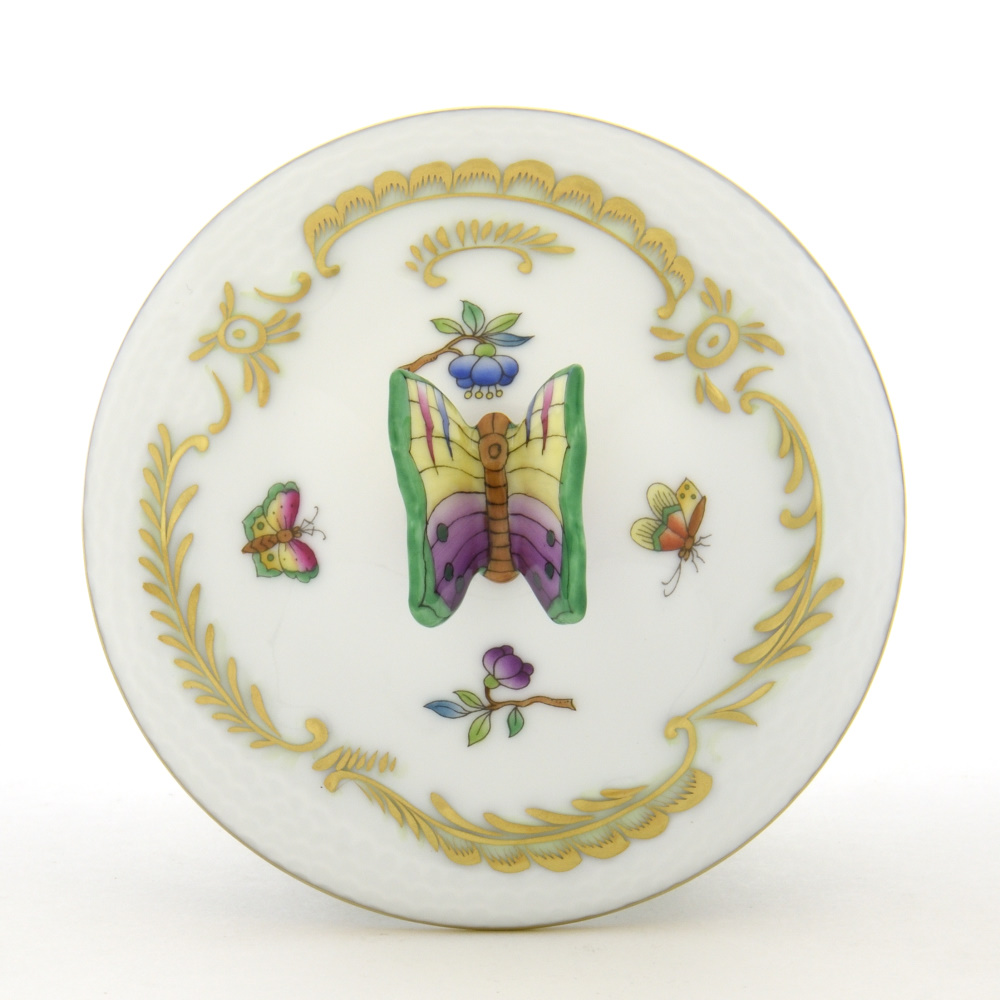 ヘレンド(Herend) 脚付き小物入れ(M)(高さ:11.8cm)蝶飾り ヴィクトリア