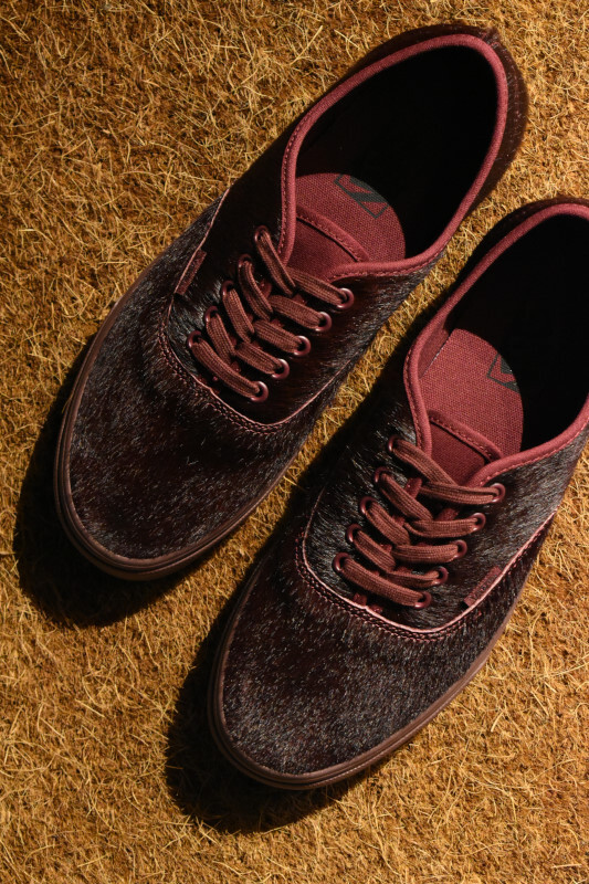 VANS (ヴァンズ) Authentic Pony Hair [PORT RED]
