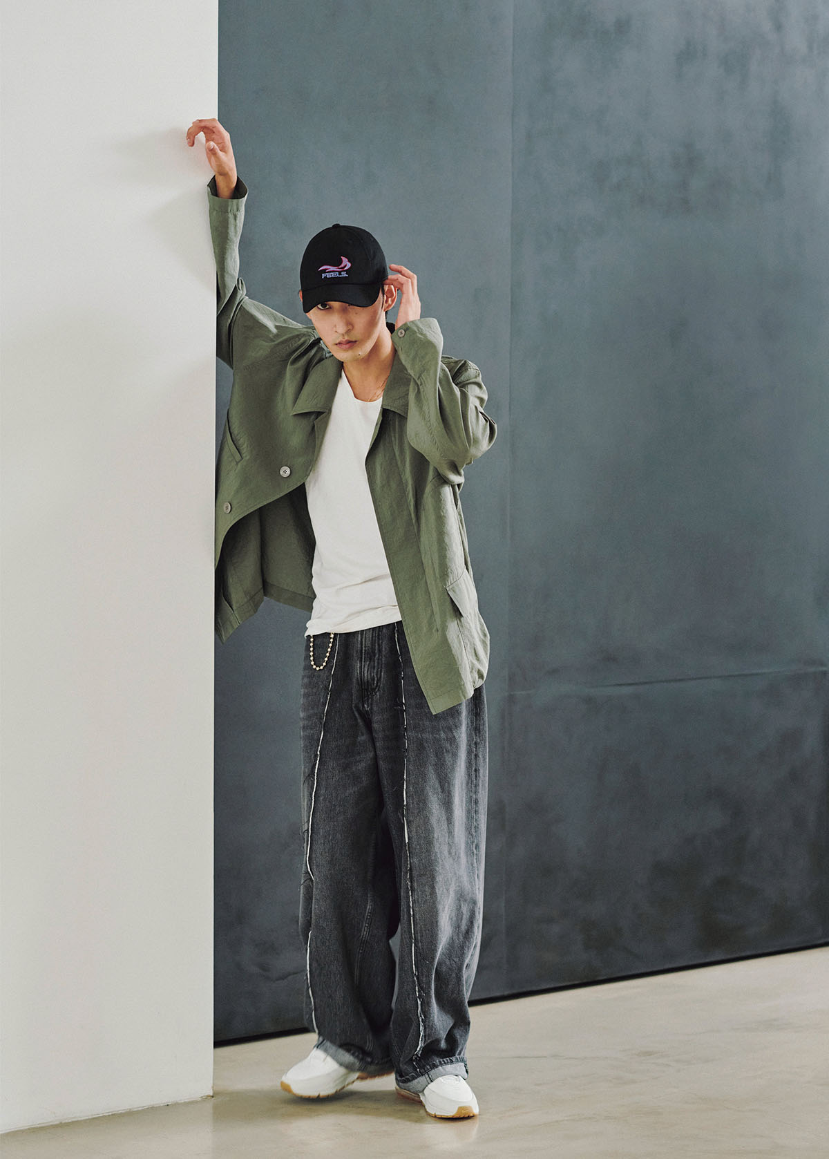 feels 上杉柊平 リネンスラックス ブラック M 2026年最新】FEELS 上杉