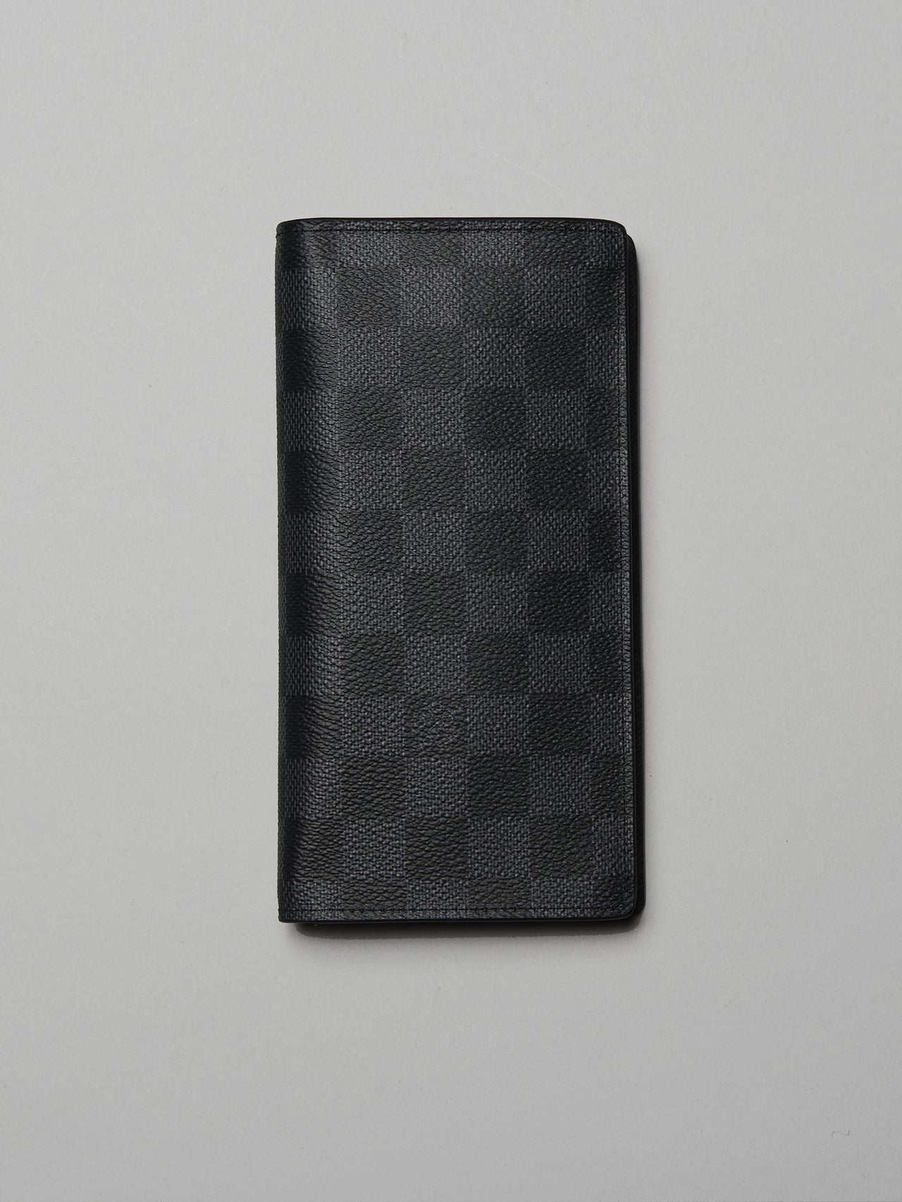 年末年始に狙うべきはハイブランドの「黒財布」。エルメス、カルティエ