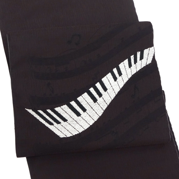 オンラインカタログ]龍美工房 名古屋帯 西陣織 正絹 ピアノ 鍵盤 楽譜