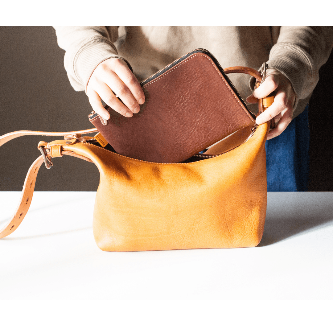 便利なLジップレザーポーチ！ #父の日 ギフトにも | STAFF BLOG