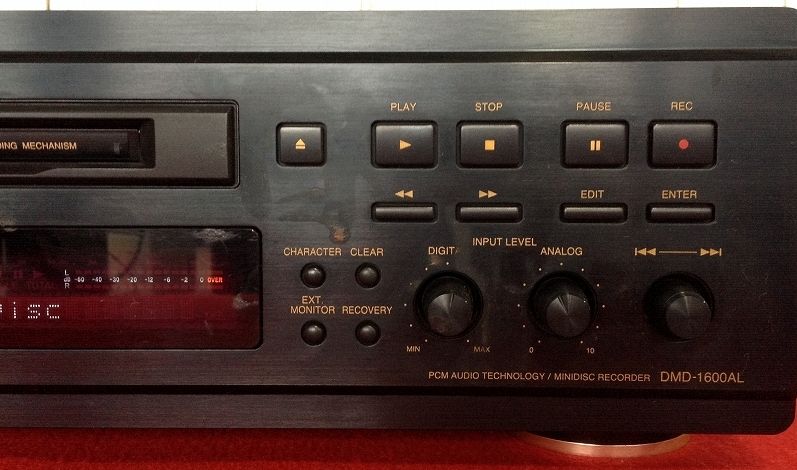 Denon DMD-1600AL [MiniDisc Wiki]