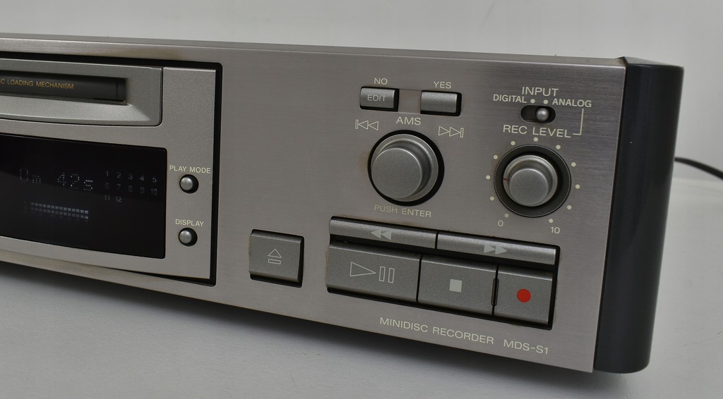 Sony MDS-S1 [MiniDisc Wiki]